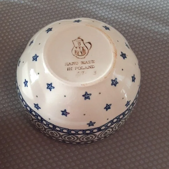 Polish Pottery Apple Covered Dish - Picture 5 of 8